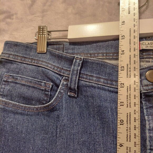 Lee Classic Fit Straight Leg Jeans Size 18 straight measures 39x29 high rise Mom - Picture 5 of 13